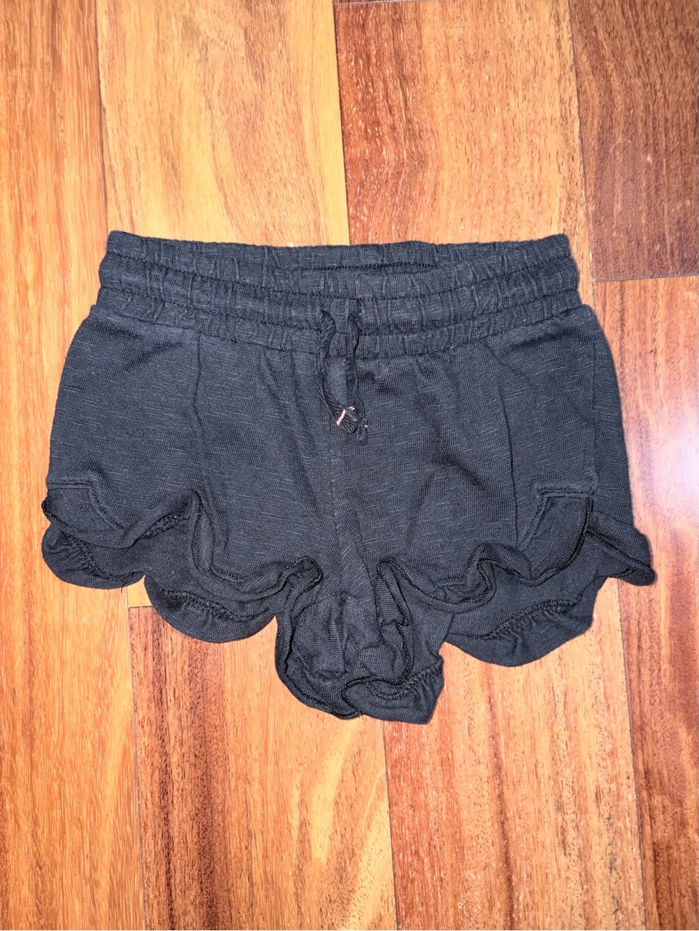 Girls jumping beans Black Ruffle Hem Shorts Sz 4